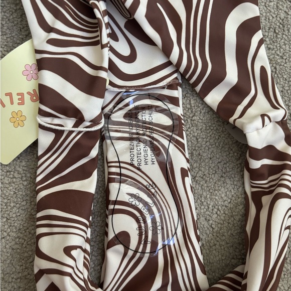 NWT String Bikini - Picture 4 of 4